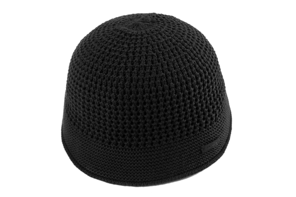 Knit bell hat (1)