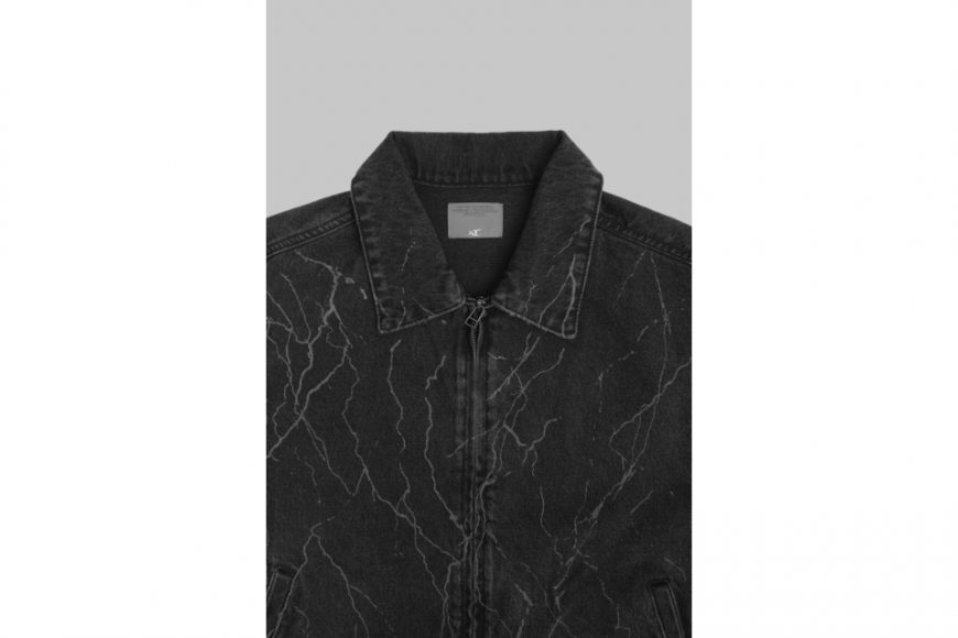 Zip-Up Denim Jacket (3)