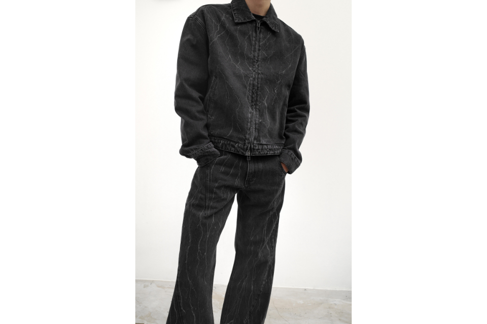 Zip-Up Denim Jacket (7)