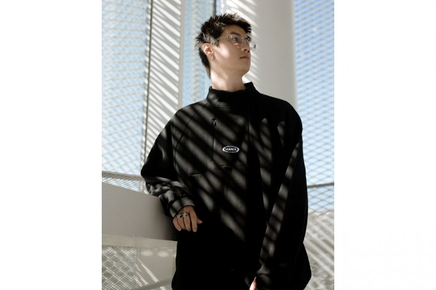 Graphic Smock Sweatshirt (21)