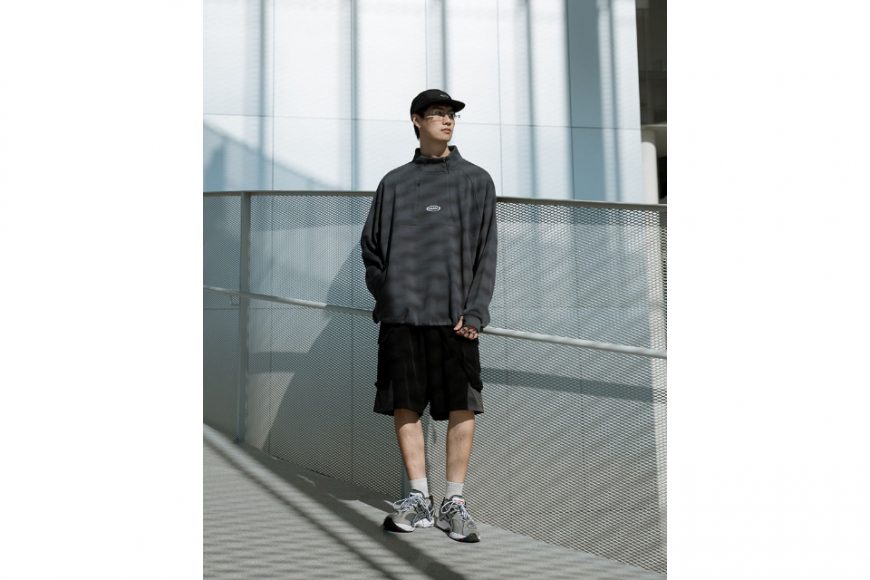 Graphic Smock Sweatshirt (26)