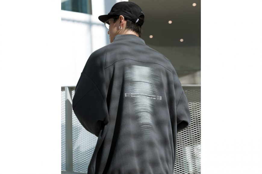 Graphic Smock Sweatshirt (29)