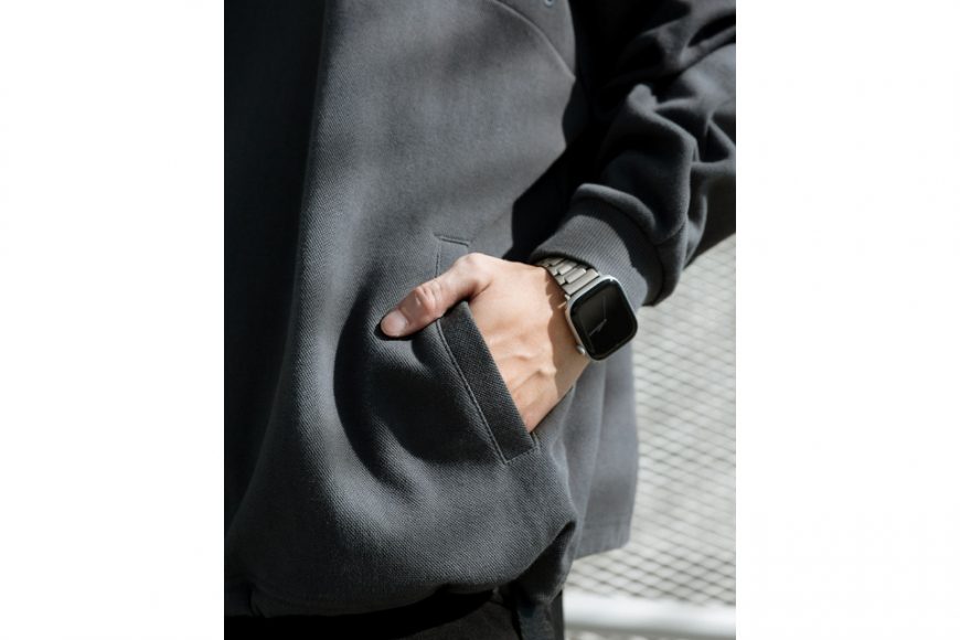 Graphic Smock Sweatshirt (31)