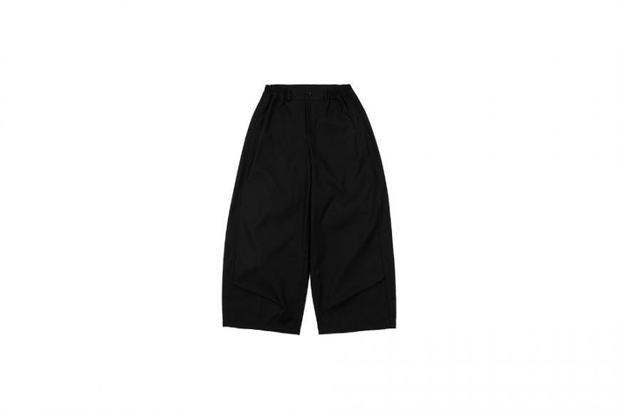 Minimalist baggy suit trousers (16)