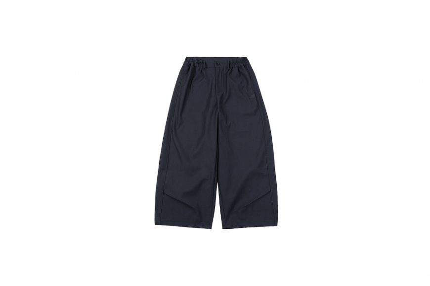 Minimalist baggy suit trousers (30)