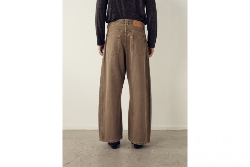 THE PROUDER 25 AW 復古駝色口袋裝飾彎刀牛仔褲 (4)
