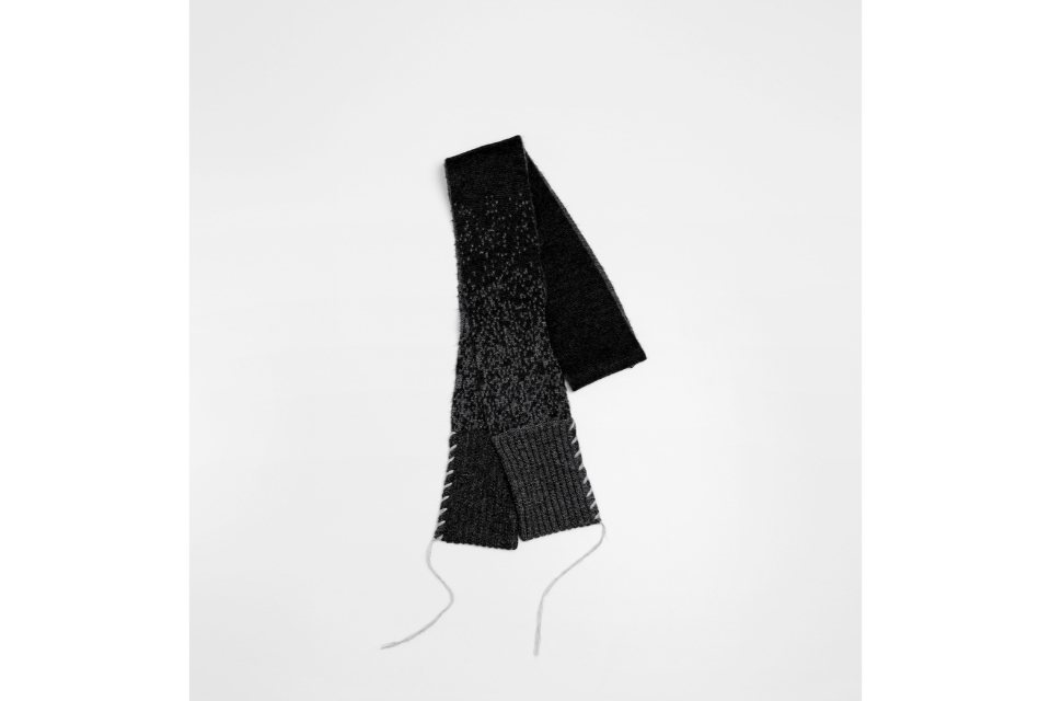 2 Tone Bitmap Scarf (9)