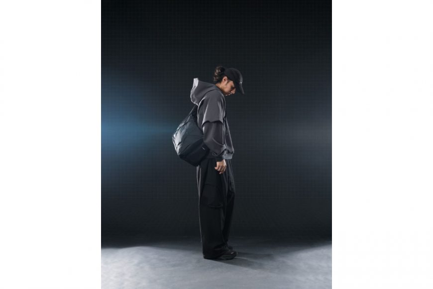 A25-B-01 Visor Cross Bag (1)