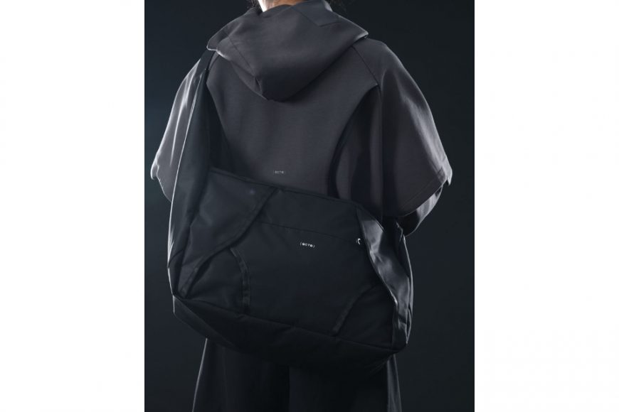 A25-B-01 Visor Cross Bag (2)