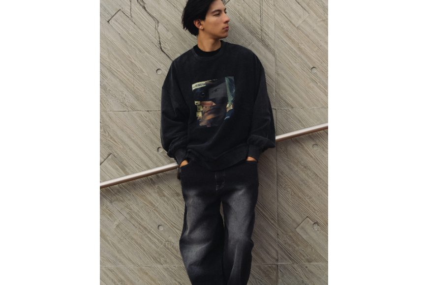 Collage Sweatshirt (7)