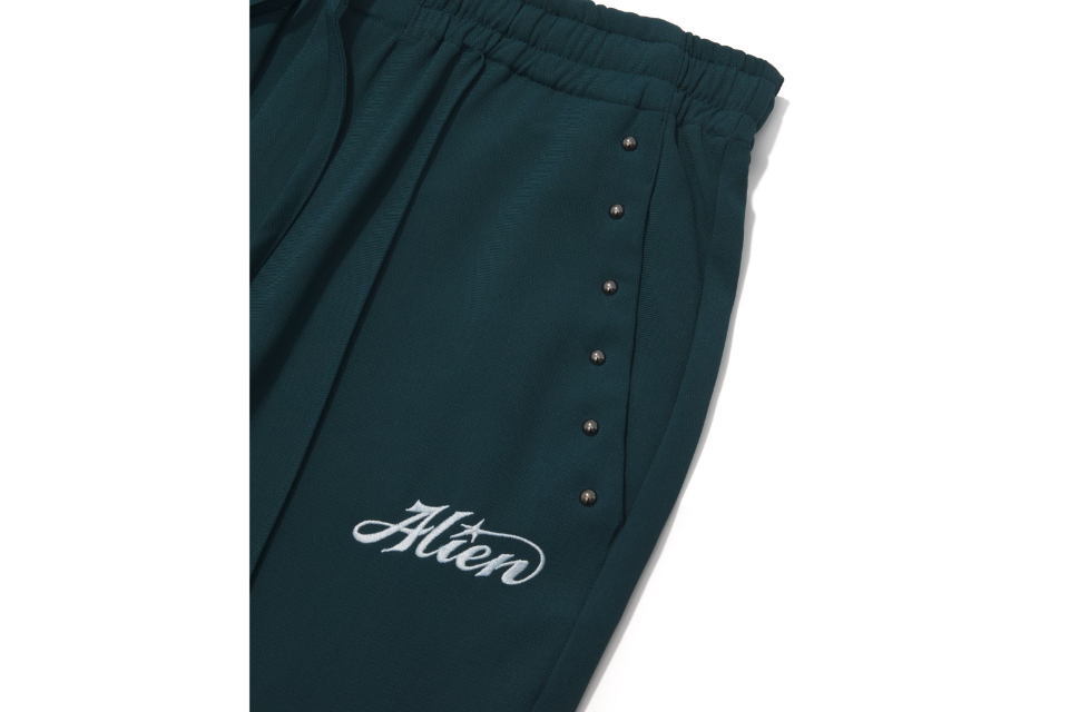 Alien Star Flared Pants (7)