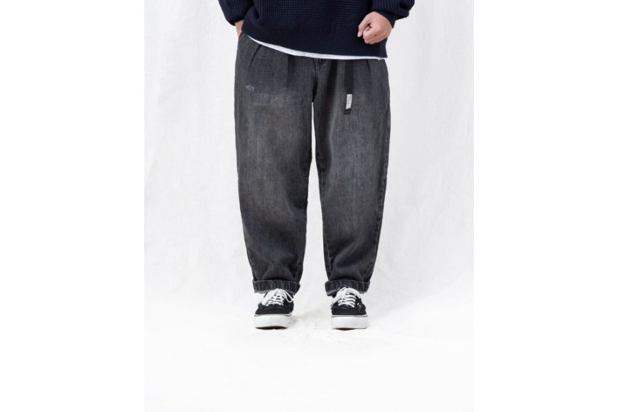 Washed Denim Jeans (2)