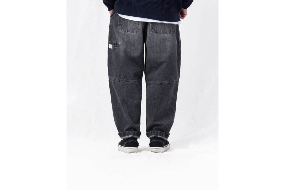 Washed Denim Jeans (3)