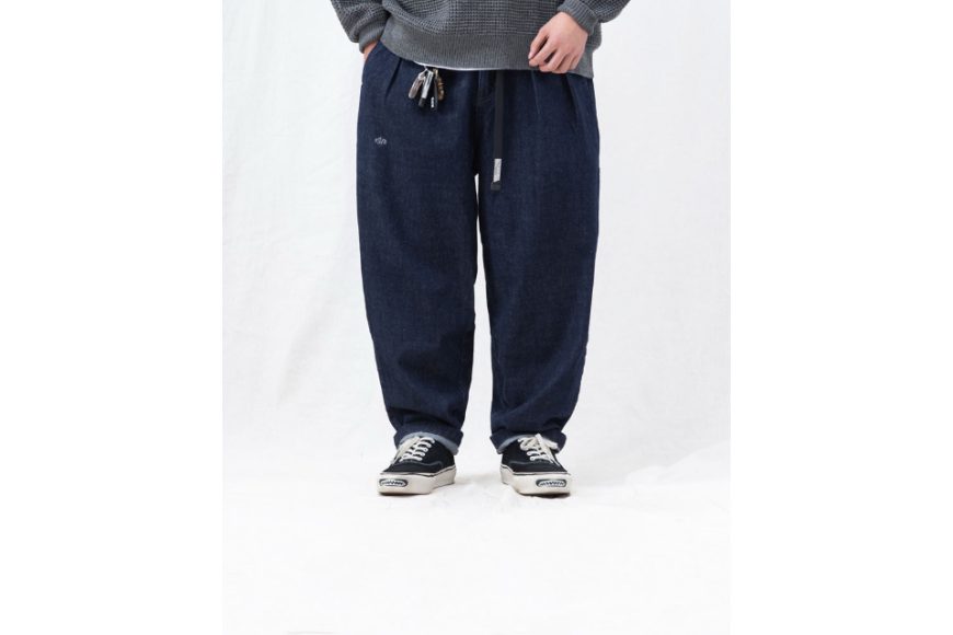 Washed Denim Jeans (8)