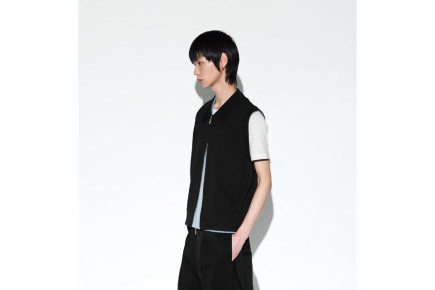 Axis Zip-up Knit Vest (1)