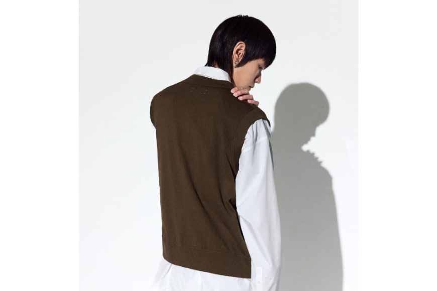 Axis Zip-up Knit Vest (6)