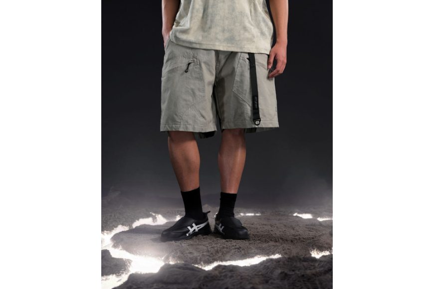 Light Twill Utility Shorts (4)
