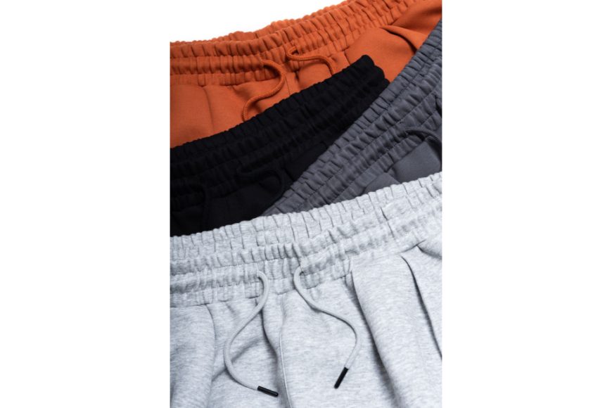 Loose-Fit Cotton Shorts (22)