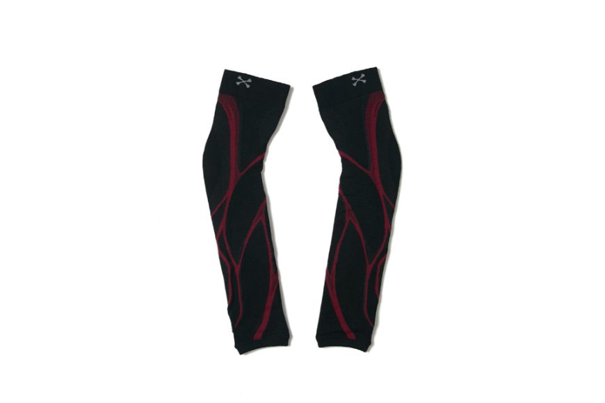 Tactel® Contour Sleeves (1)