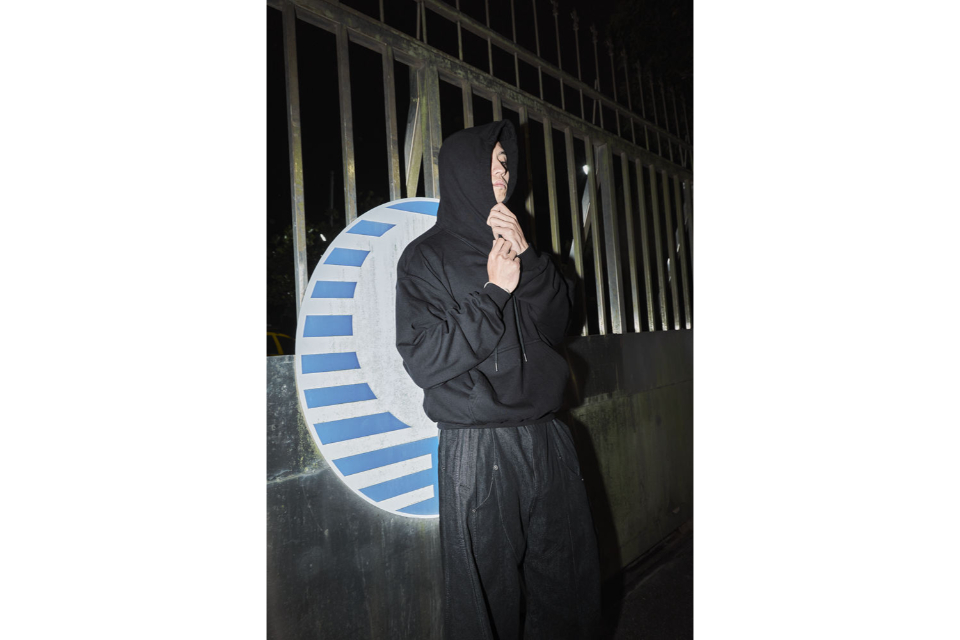 Wired Skyline Hoody (2)