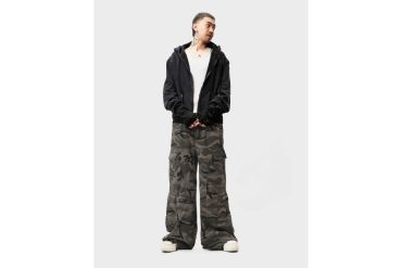 Double Cargo Camo Pants (1)