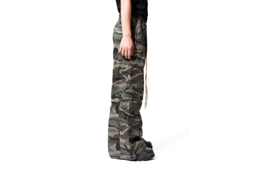 Double Cargo Camo Pants (5)