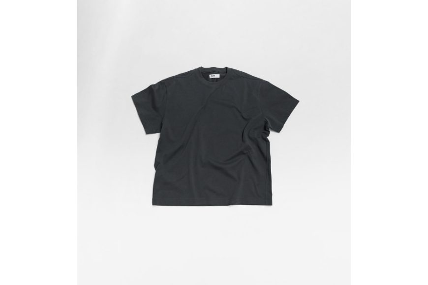 MEL. Classic Tee II (19)