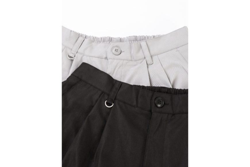 Utility Pleated Shorts (17)