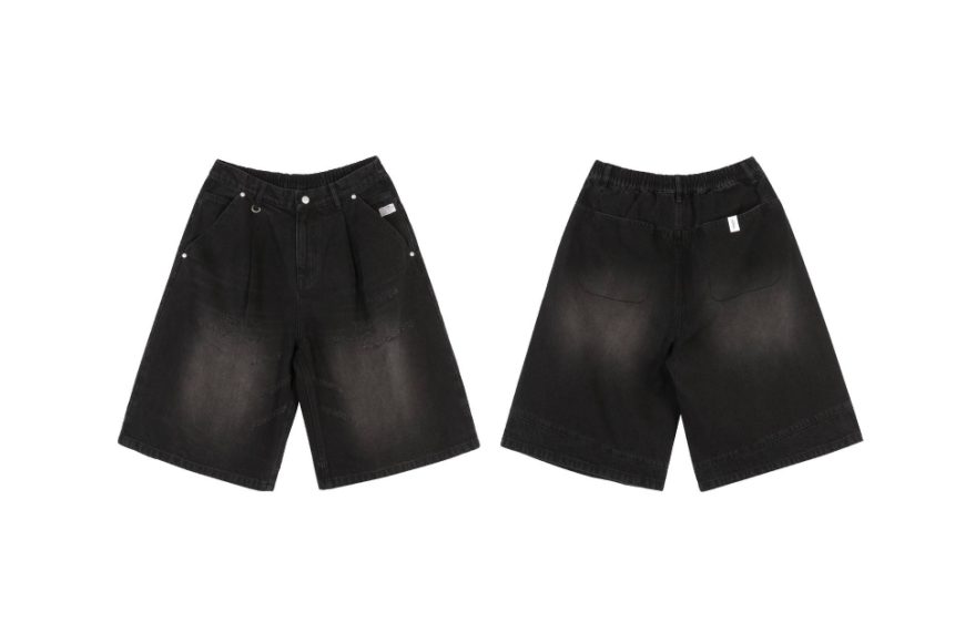 Washed Distressed Denim Pleated Jorts (1)