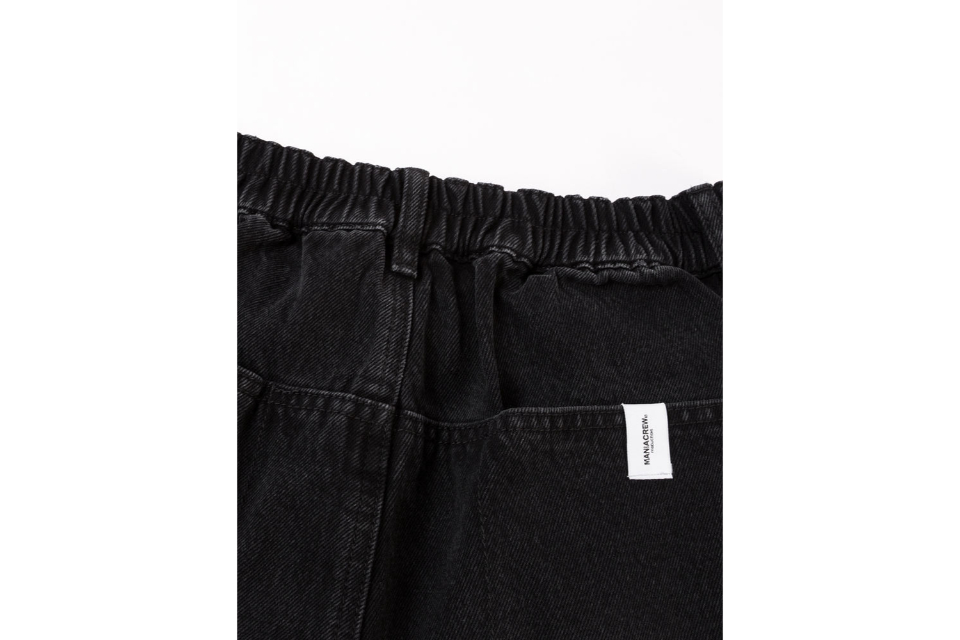 Washed Distressed Denim Pleated Jorts (11)