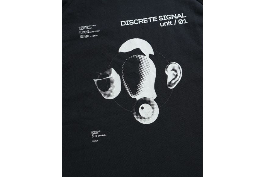 Discrete Signal Graphic Tee (11)