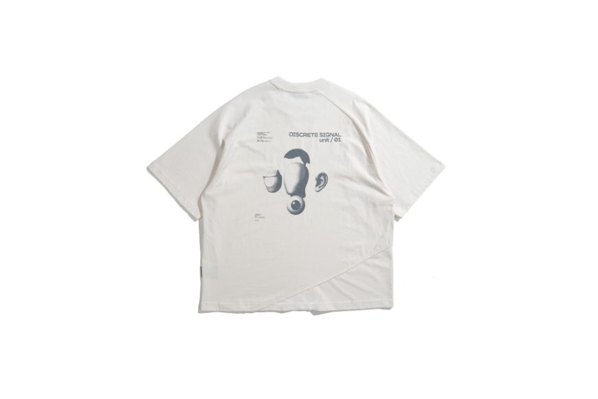 Discrete Signal Graphic Tee (14)