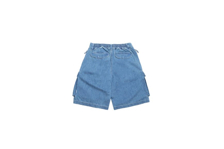 Knee-Length Cargo Shorts (9)