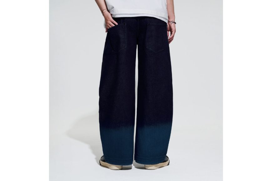 MEL 26. Washed Denim Jeans (10)