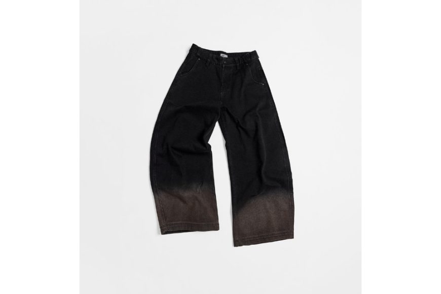 MEL 26. Washed Denim Jeans (11)