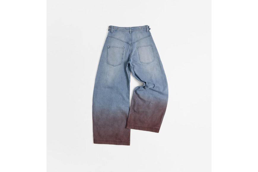 MEL 26. Washed Denim Jeans (14)