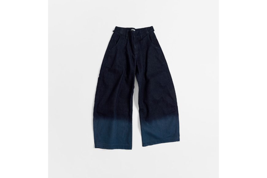 MEL 26. Washed Denim Jeans (15)