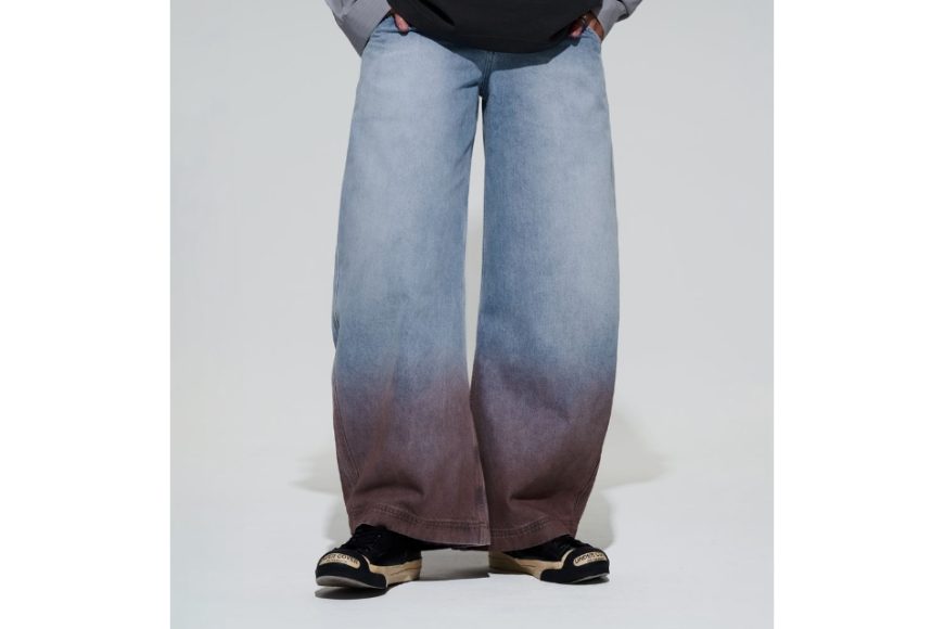 MEL 26. Washed Denim Jeans (6)