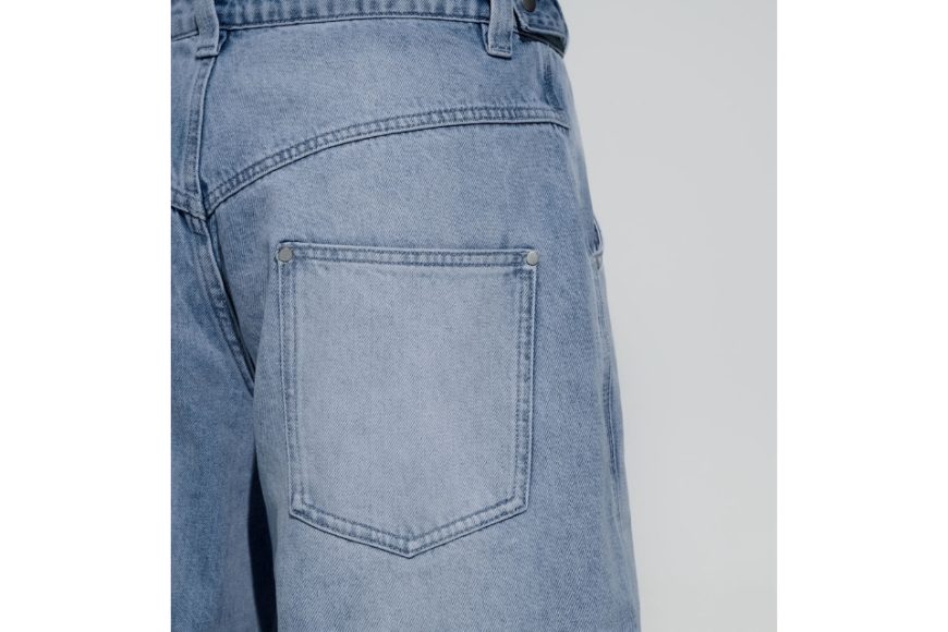 MEL 26. Washed Denim Jeans (7)