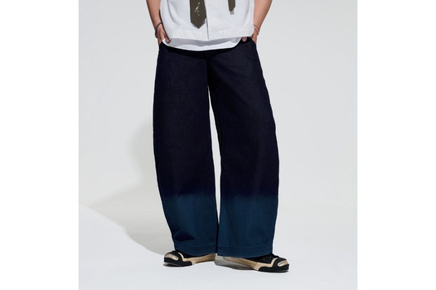 MEL 26. Washed Denim Jeans (9)