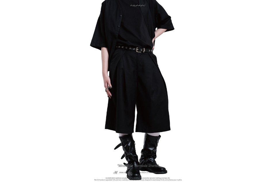Minimalist Bermuda shorts (4)
