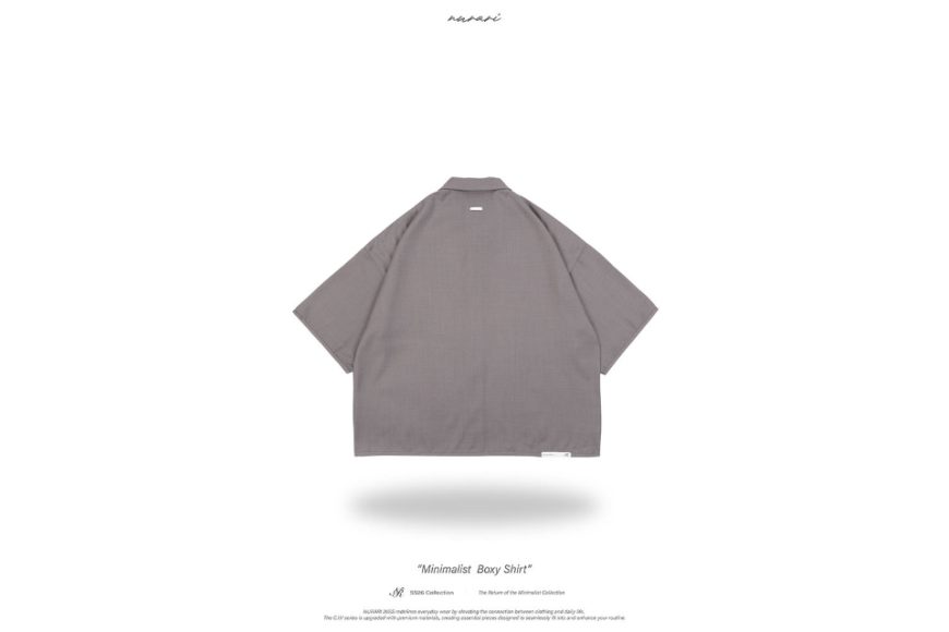 Minimalist boxy shirt (13)