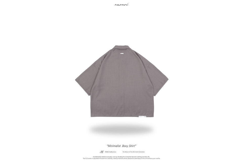 Minimalist boxy shirt (13)