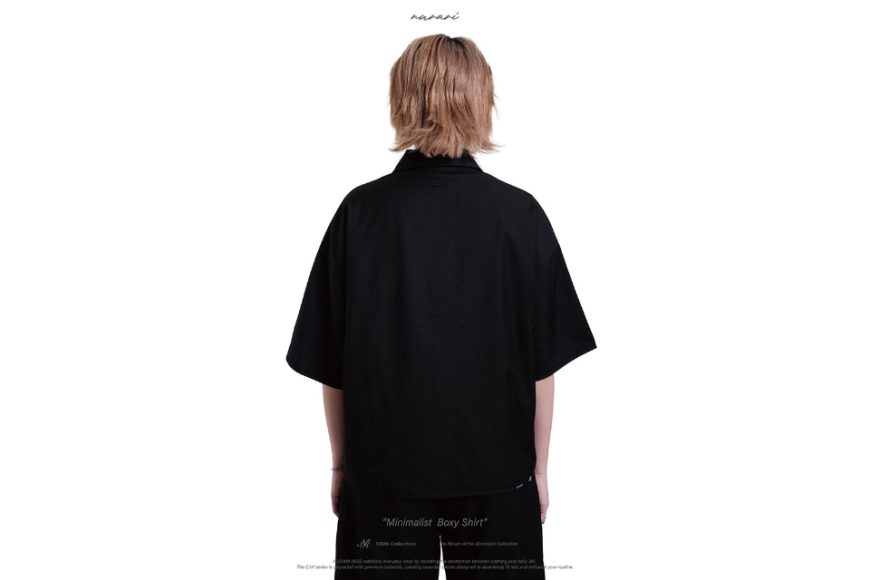 Minimalist boxy shirt (4)