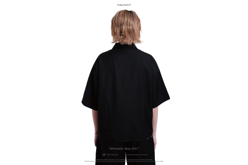 Minimalist boxy shirt (4)