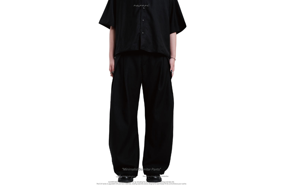 Minimalist scimitar pants (3)