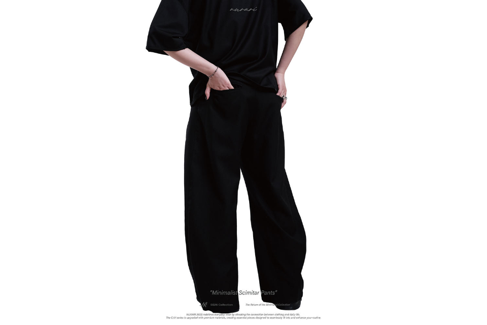 Minimalist scimitar pants (4)