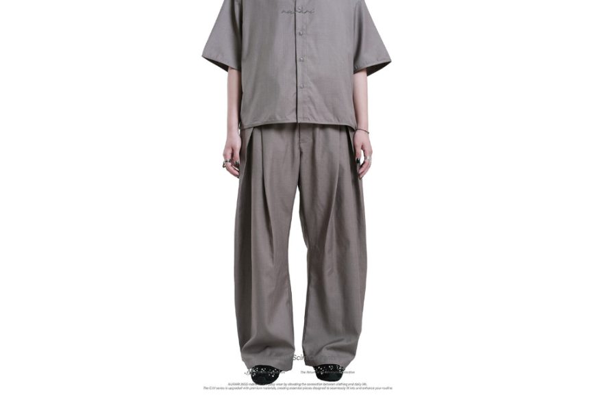 Minimalist scimitar pants (6)