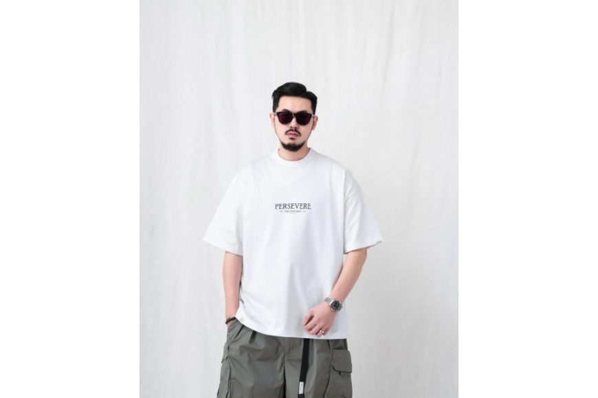 Monochrome Graphic Photo T-Shirt (6)