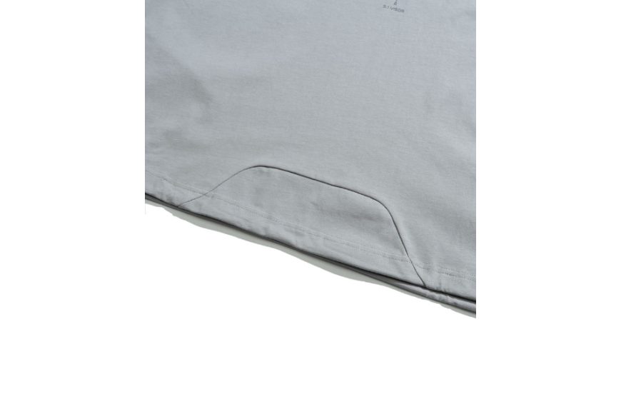 Visor Print Tee (17)